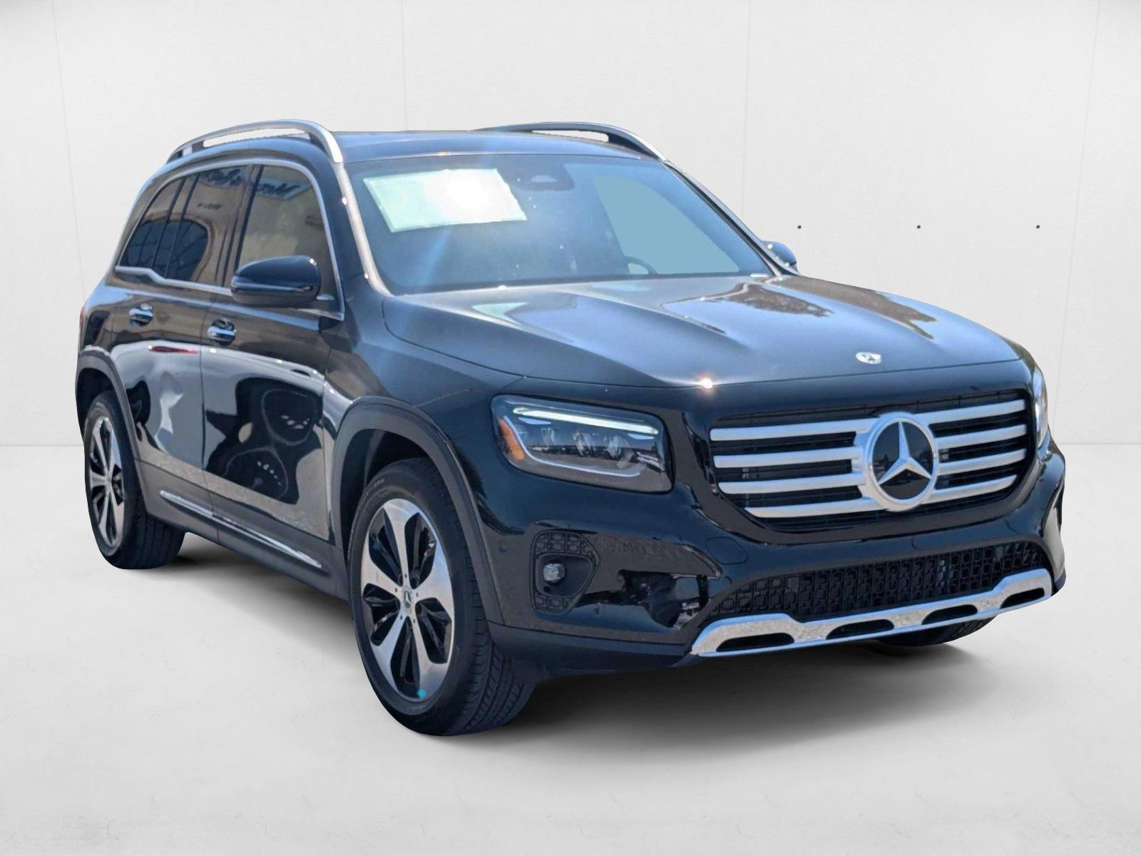 2025 Mercedes Benz GLB 250 photo 3