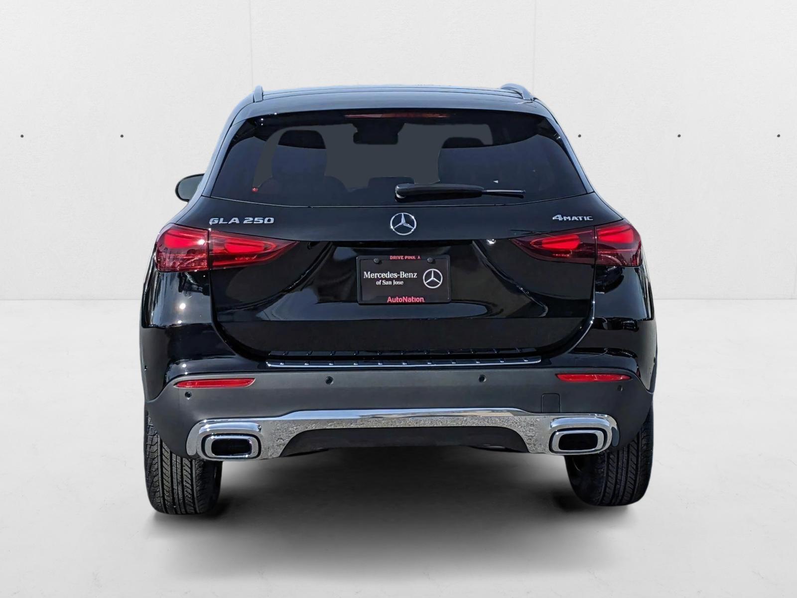 2025 Mercedes Benz GLA 250 4MATIC photo 4