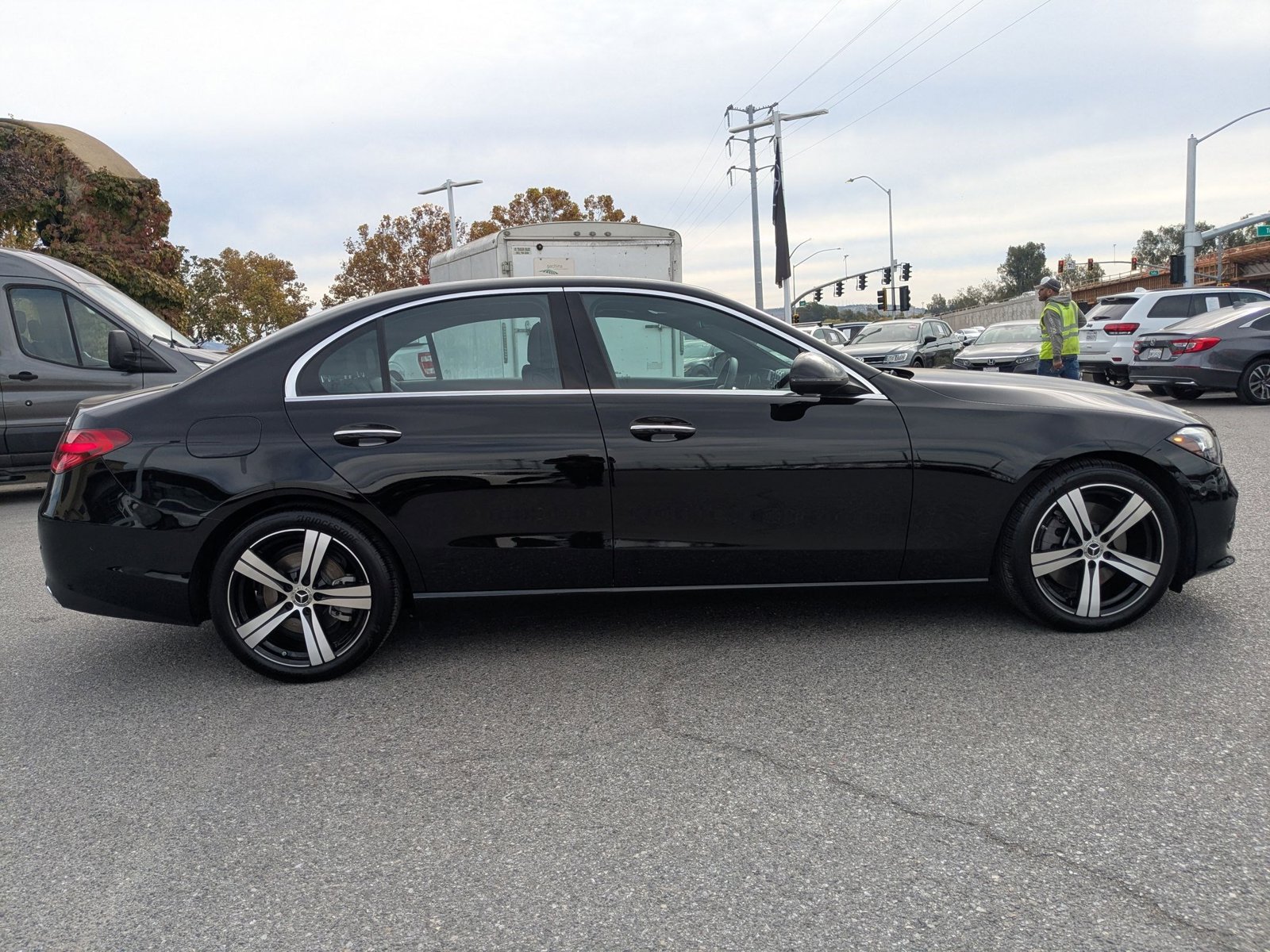 2025 Mercedes Benz C 300 4MATIC photo 2