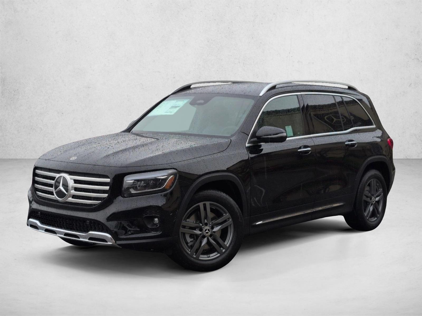 2026 Mercedes-Benz GLB GLB 250 4MATIC's photo