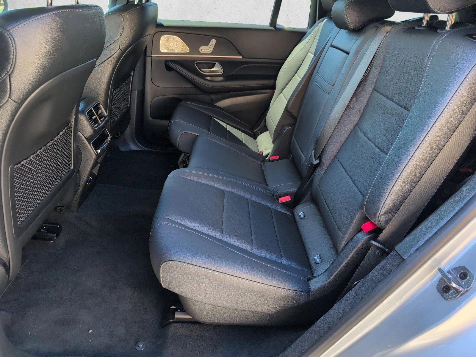 2025 Mercedes-Benz GLS Base - Photo 16