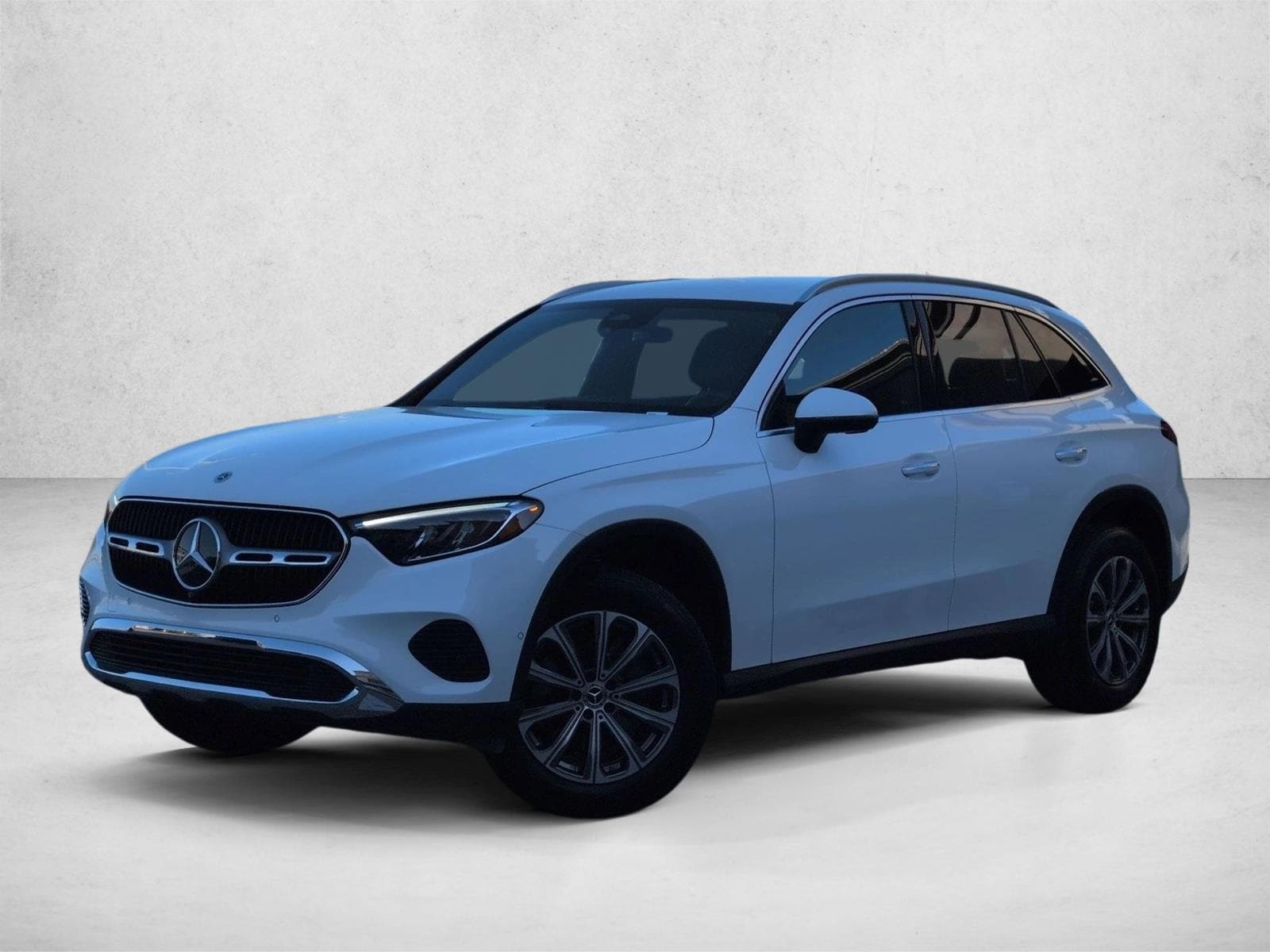 2026 Mercedes-Benz GLC GLC 300's photo