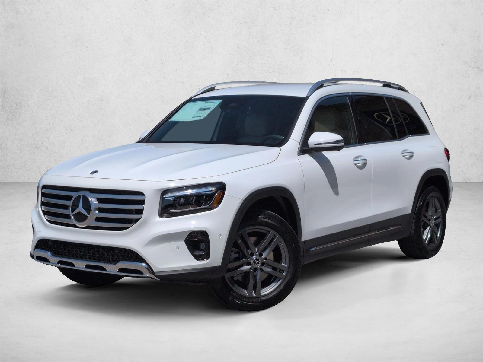 2026 Mercedes-Benz GLB GLB 250 4MATIC's photo