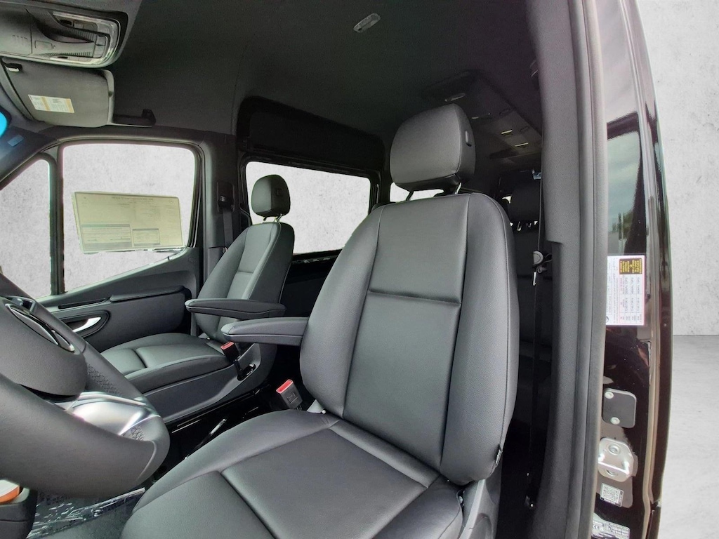 New 2026 Mercedes-Benz Sprinter 2500 2500 High Roof I4 Diesel HO 170" RWD Van Passenger Van