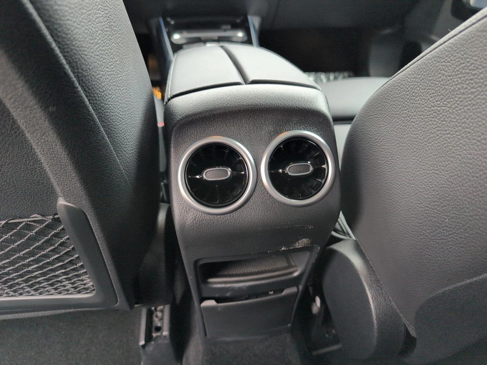 2026 Mercedes-Benz GLB GLB 250 - Photo 19