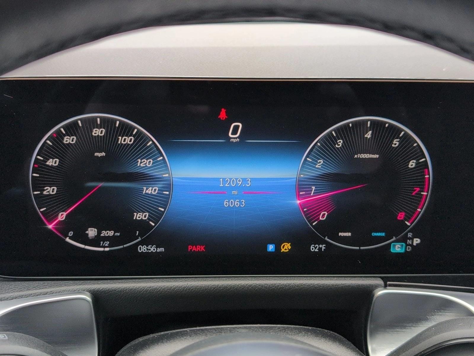 2026 Mercedes-Benz GLB GLB 250 - Photo 11