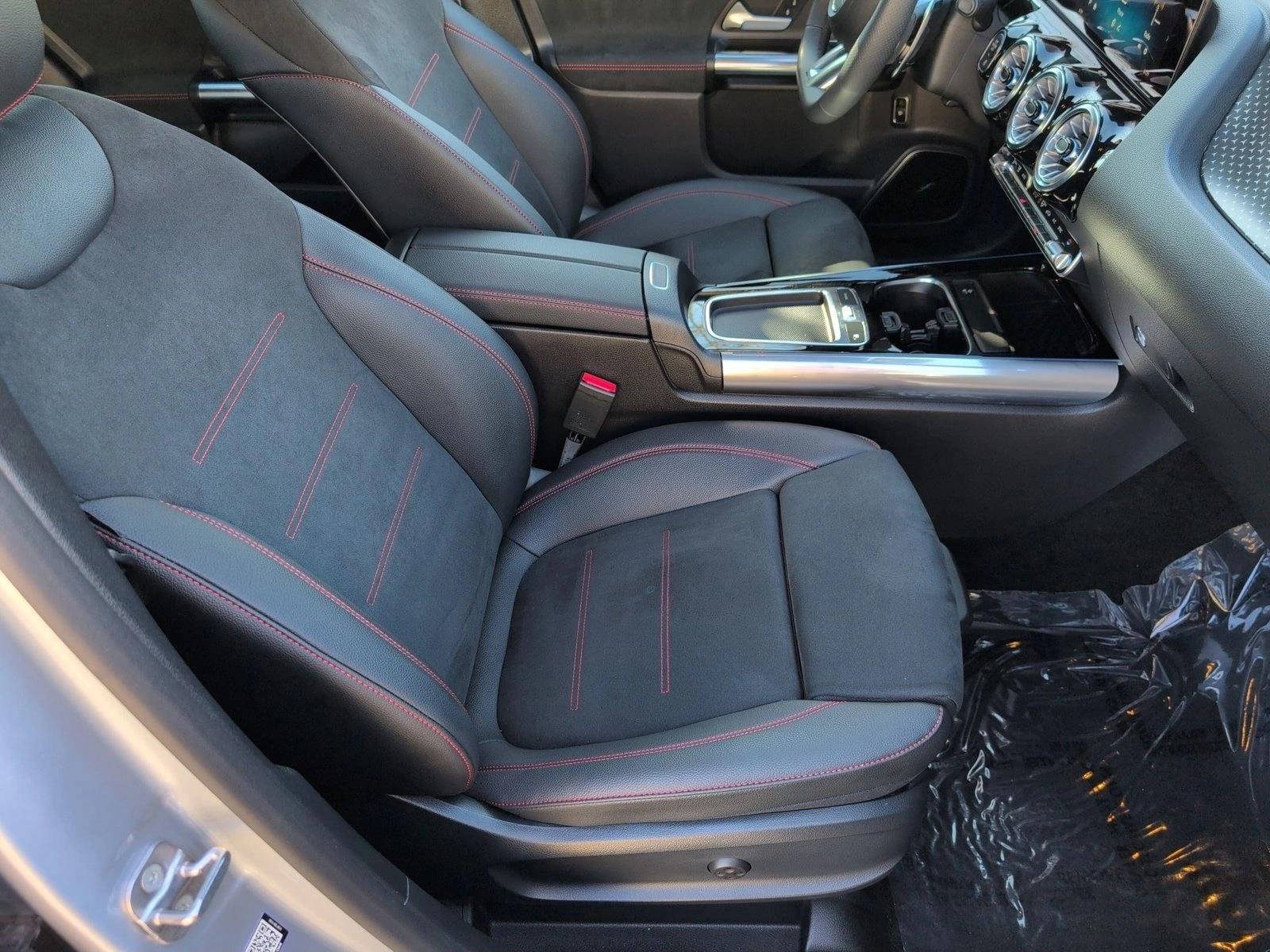 2025 Mercedes-Benz GLA GLA35 AMG - Photo 23
