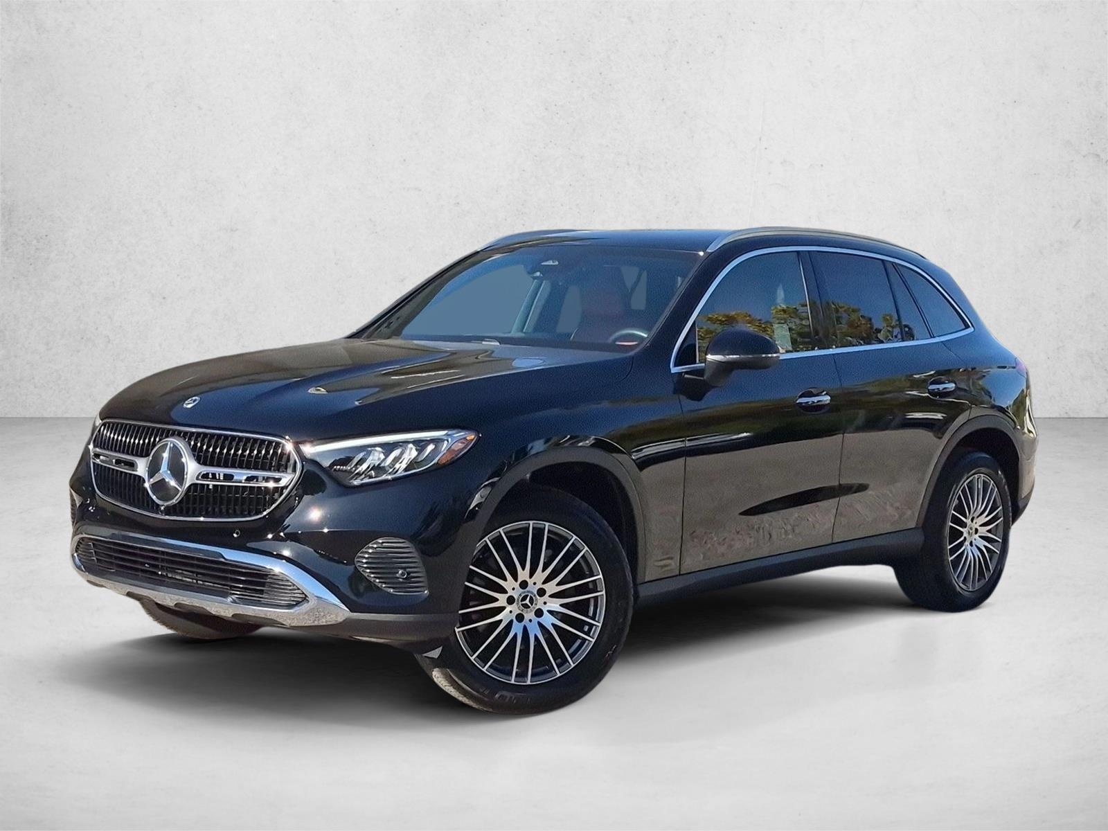 2026 Mercedes-Benz GLC Base