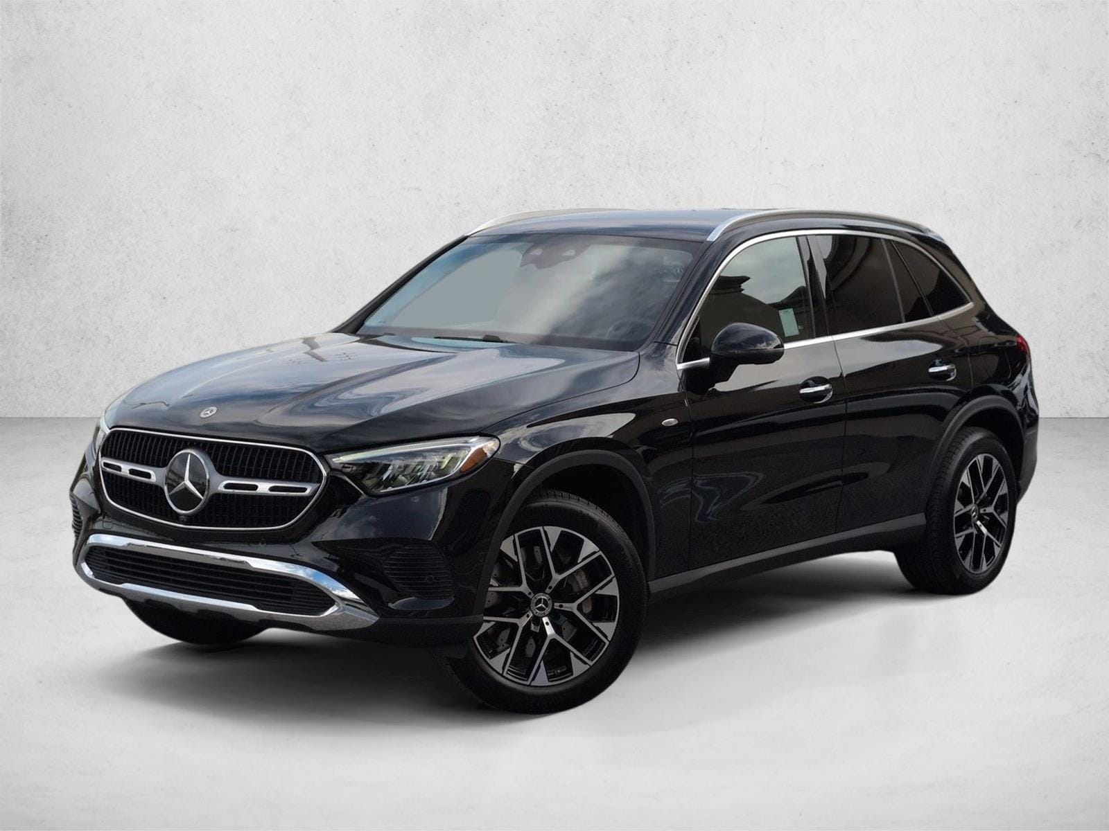 2025 Mercedes-Benz GLC