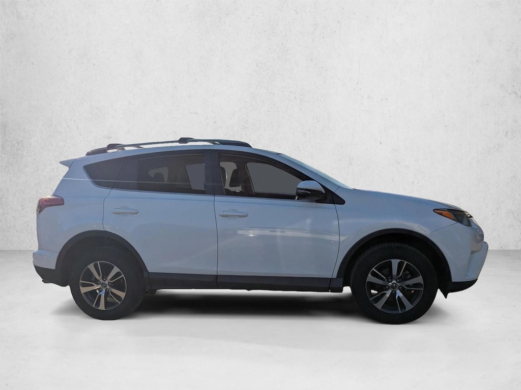 Used 2017 Toyota RAV4 XLE SUV