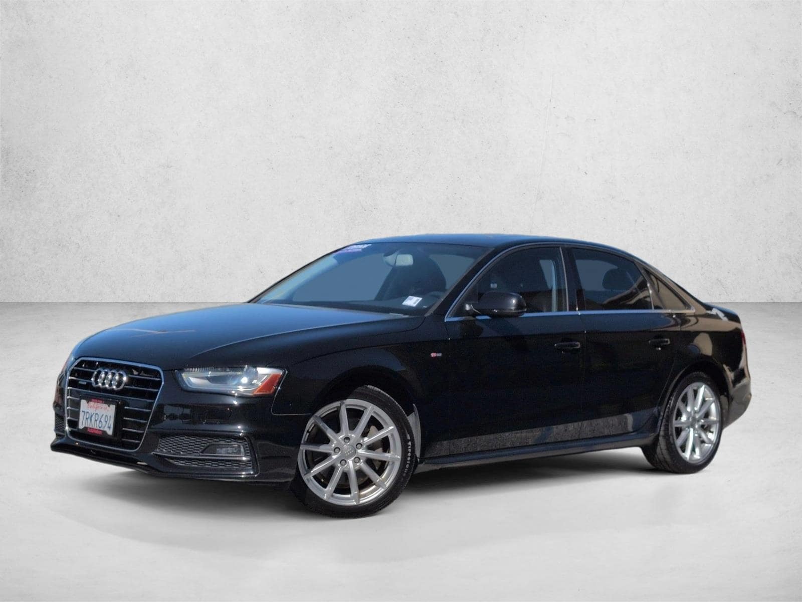 2016 Audi A4 2.0T quattro tiptronic Premium Plus's photo