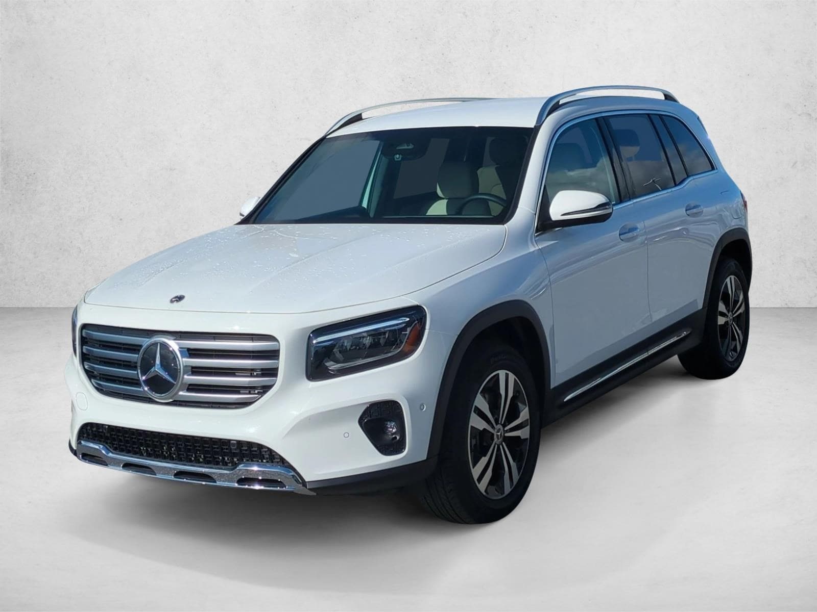 2025 Mercedes-Benz GLB Base's photo