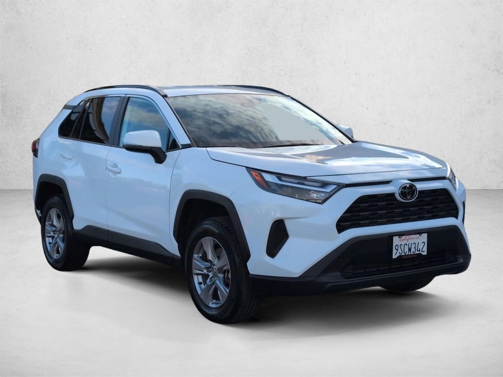 Used 2025 Toyota RAV4 XLE SUV