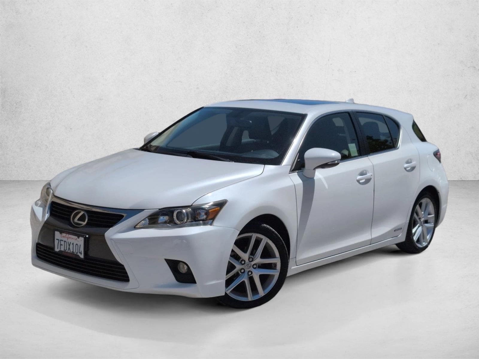 2014 Lexus CT 200h 200h's photo
