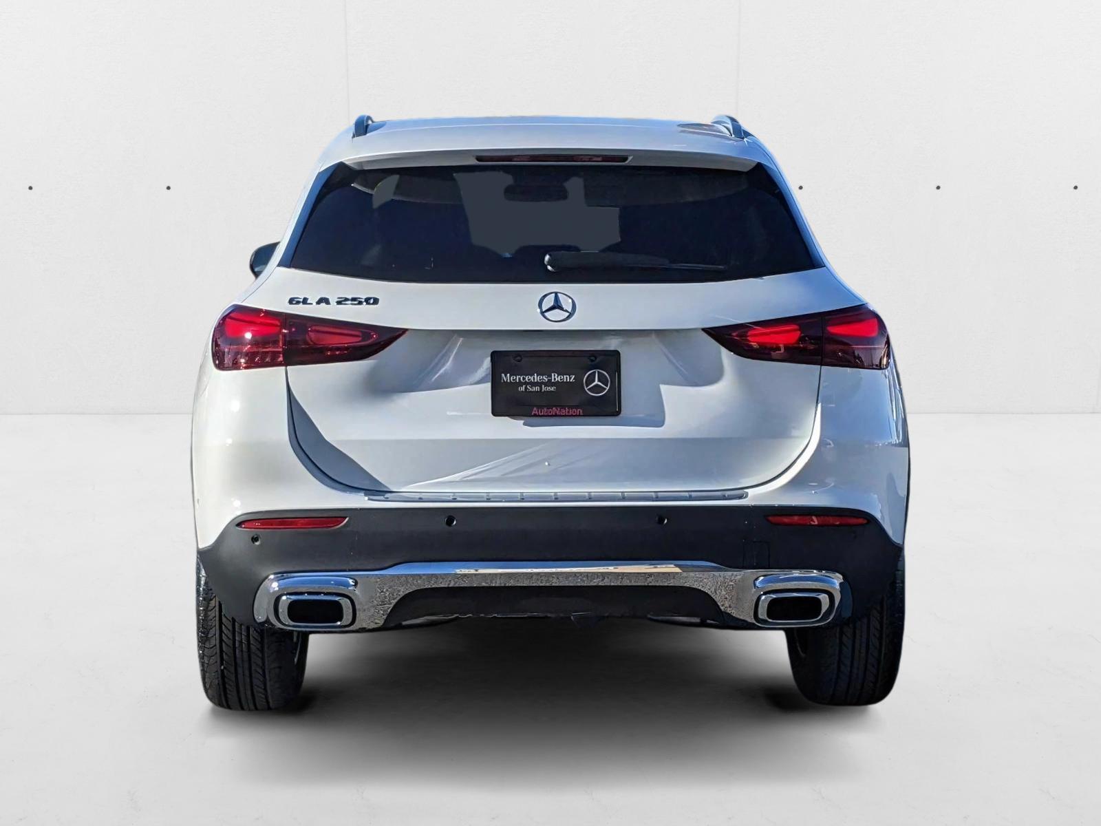 2025 Mercedes Benz GLA 250 photo 2