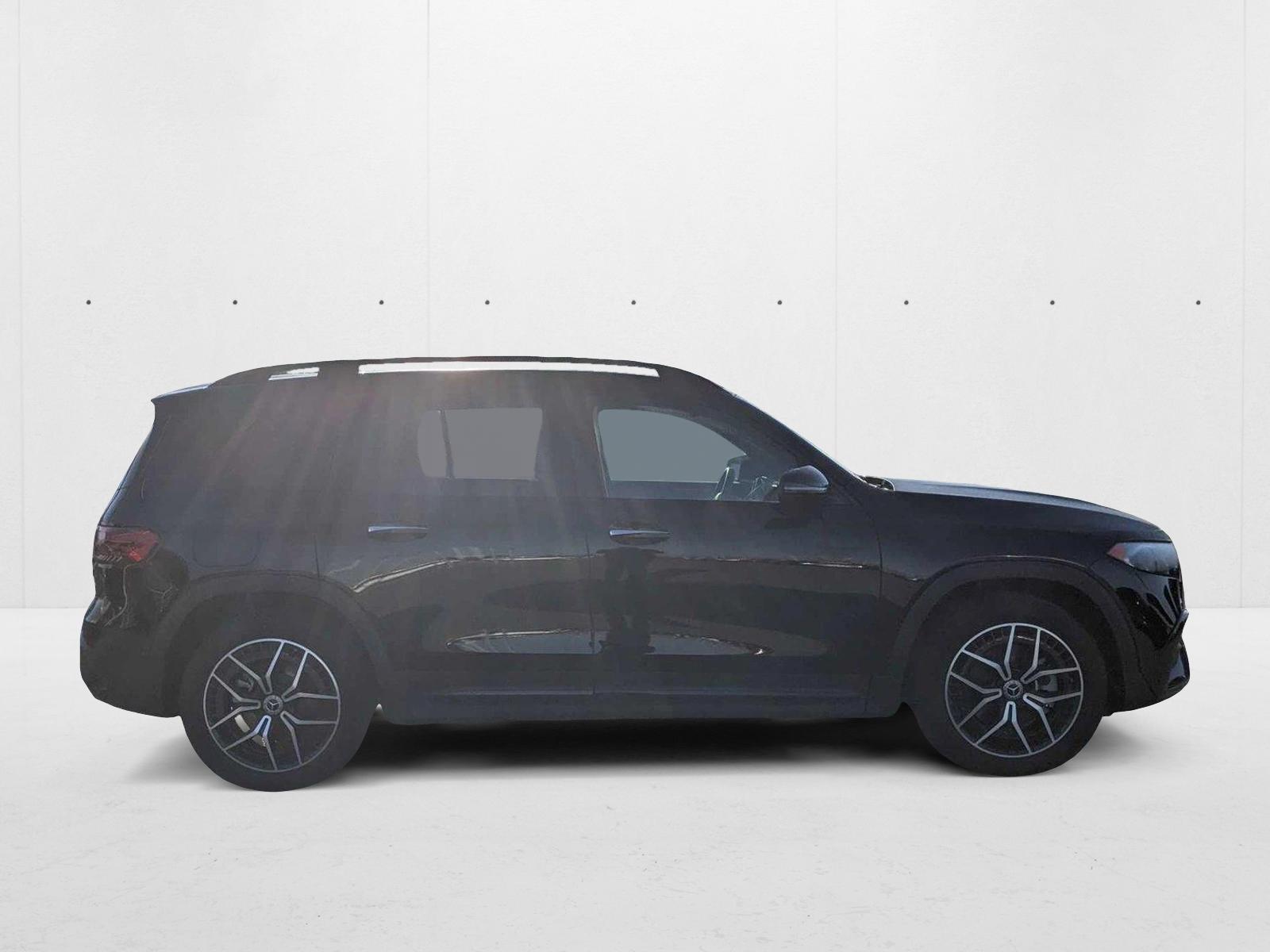 2023 Mercedes Benz EQB 350 4MATIC photo 4