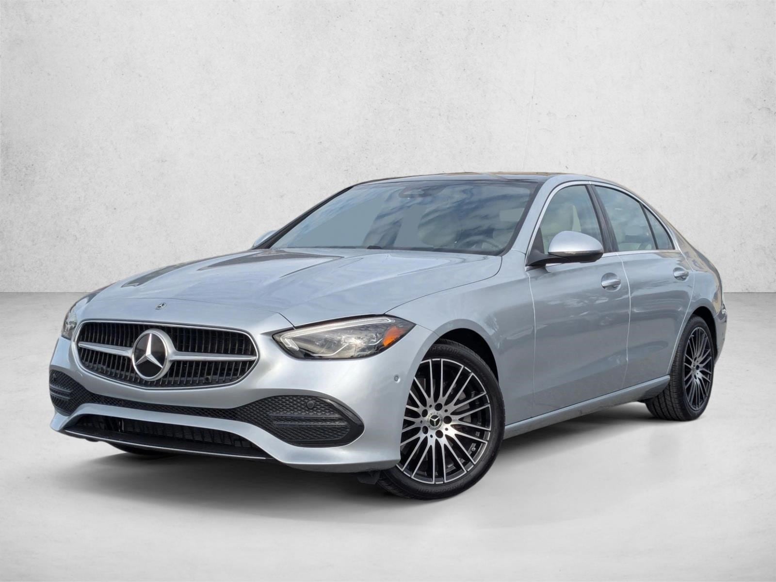 2025 Mercedes-Benz C-Class Sedan C 300's photo