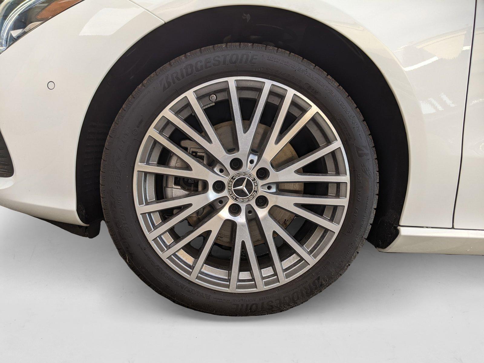 2025 Mercedes Benz CLA 250 photo 3