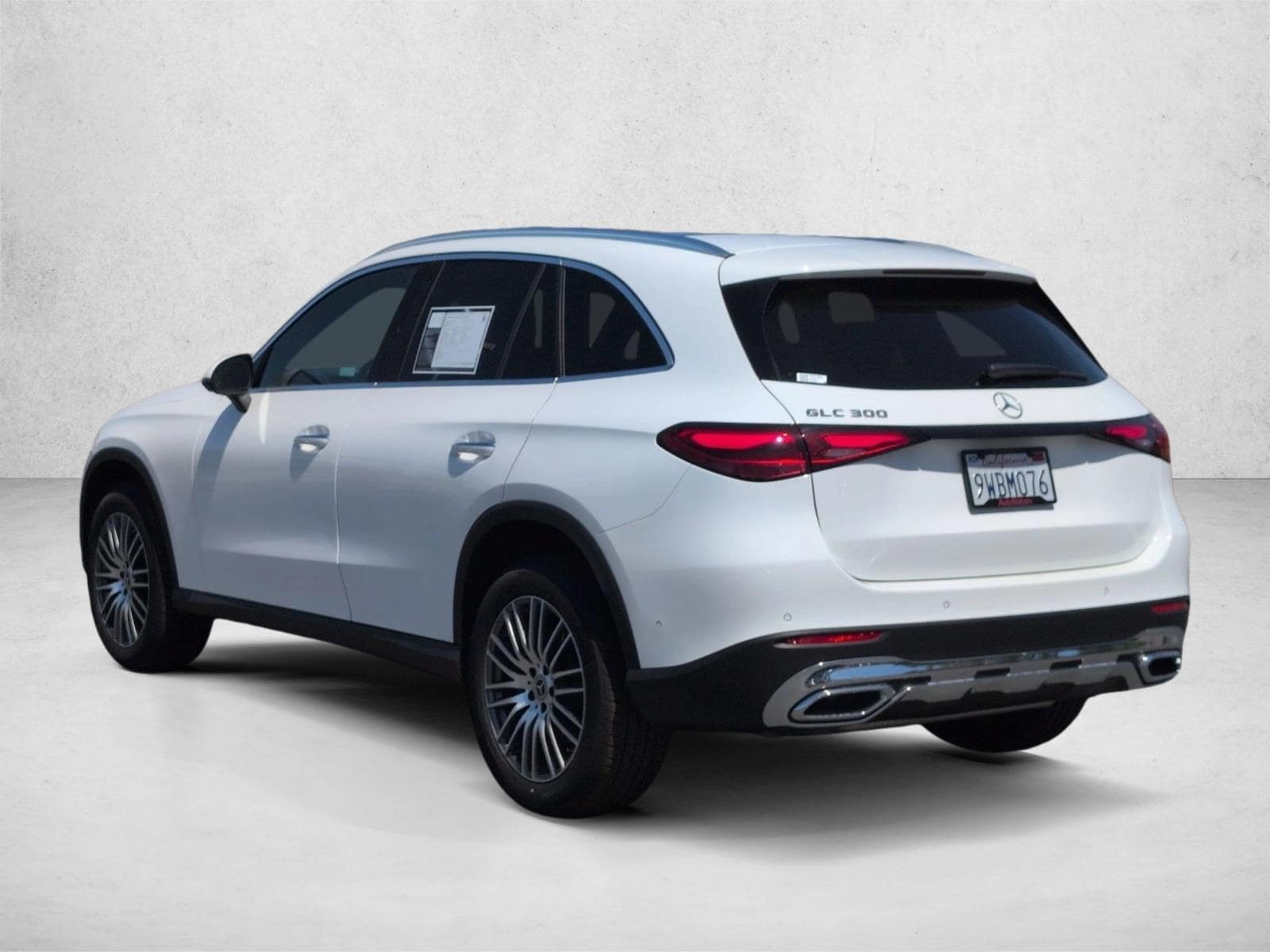 2025 Mercedes-Benz GLC Base - Photo 8