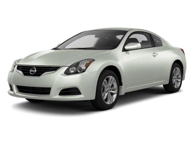 2011 Nissan Altima S's photo
