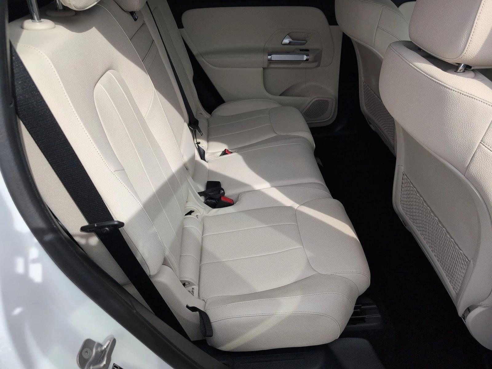 2025 Mercedes-Benz GLB Base - Photo 20