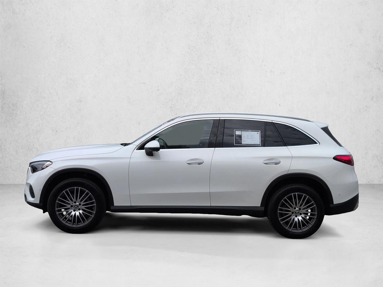 2025 Mercedes-Benz GLC Base - Photo 9
