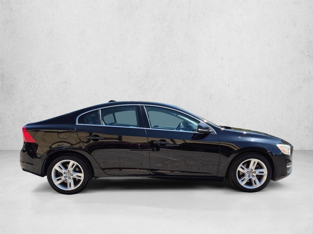 Used 2015 Volvo S60 T5 Platinum Drive-E (2015.5) Sedan