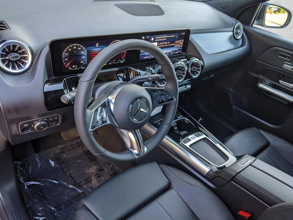 Certified 2025 Mercedes-Benz GLA 4MATIC SUV