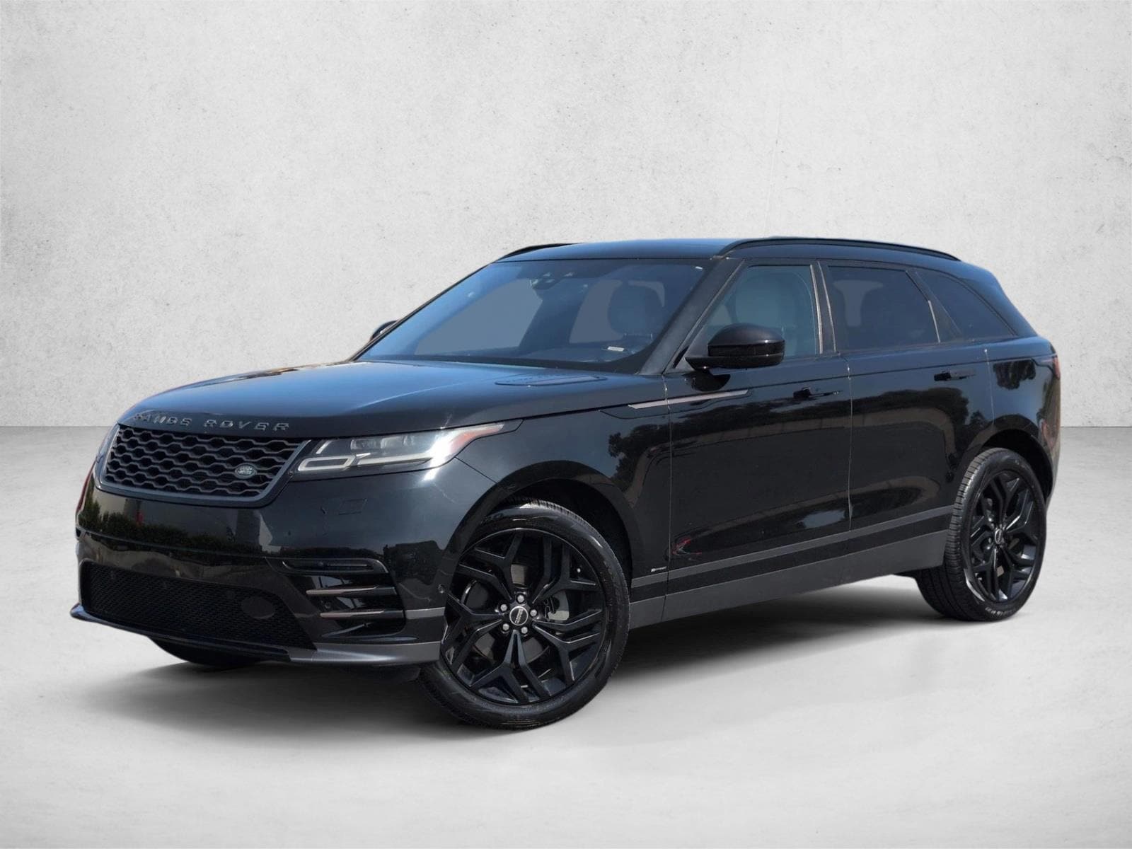 2019 Land Rover Range Rover Velar R-Dynamic SE Si4's photo
