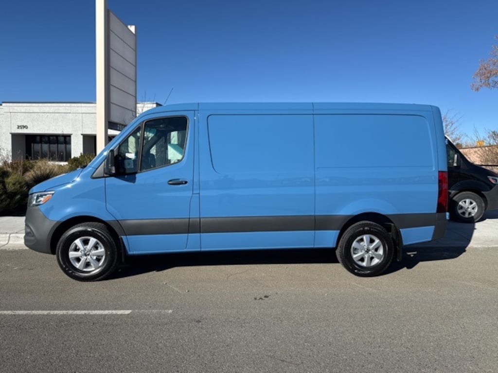 New 2025 Mercedes-Benz Sprinter 2500 Standard Roof 4-Cyl Diesel HO Van Cargo Van