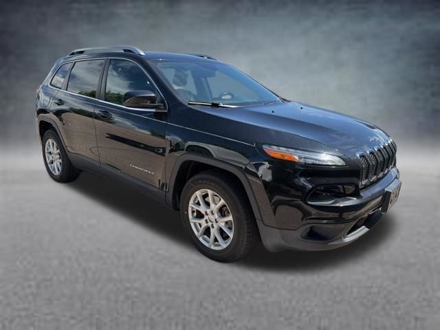 Used 2016 Jeep Cherokee Latitude with VIN 1C4PJMCB1GW187921 for sale in Santa Fe, NM
