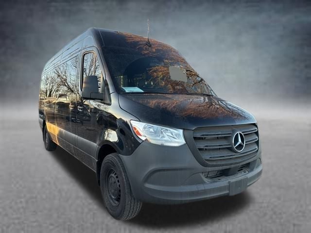 2025 Mercedes-Benz Sprinter 2500 Van Passenger Van 