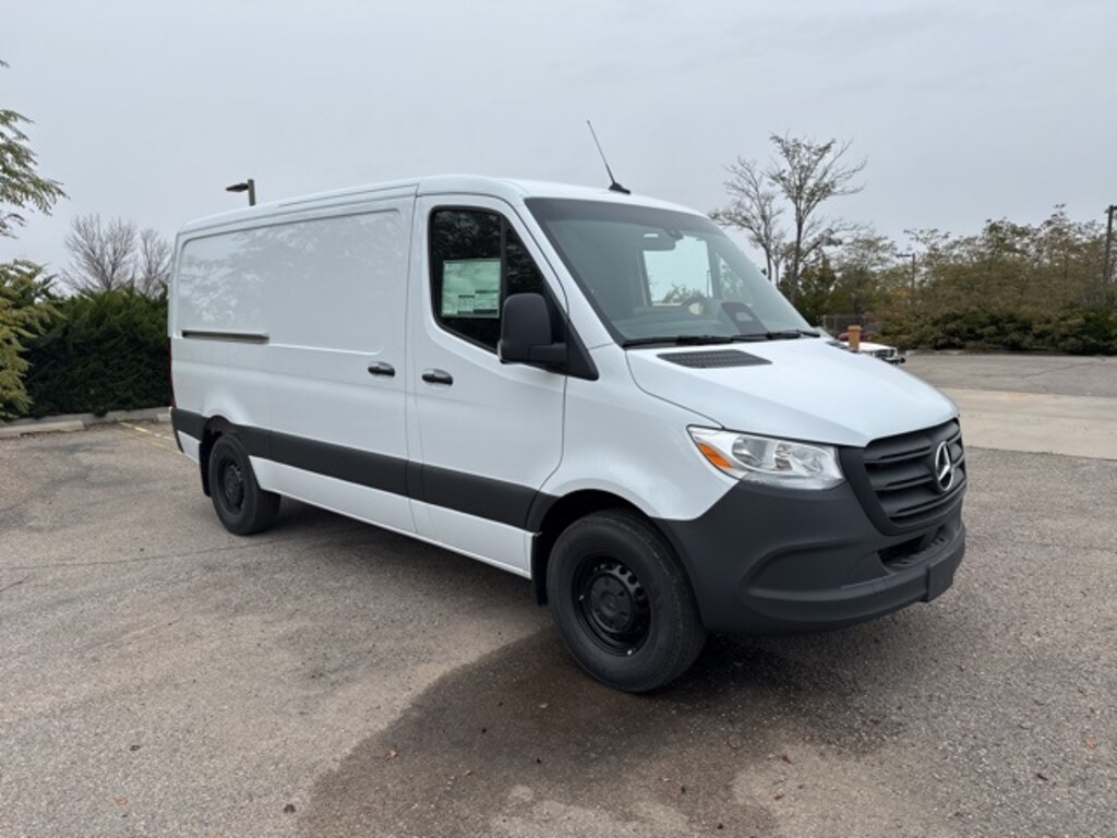 New 2025 Mercedes-Benz Sprinter 2500 Standard Roof 4-Cyl Diesel Van Cargo Van