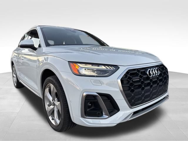 2023 Audi Q5 Prestige's photo