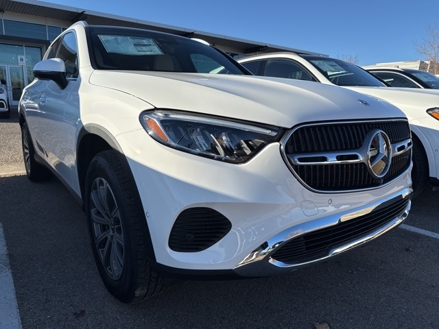 2026 Mercedes-Benz GLC Base's photo