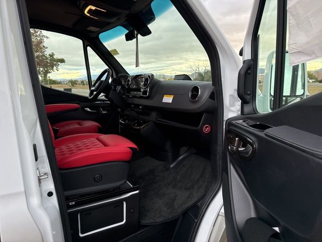 2025 Mercedes-Benz Sprinter Cargo Van Base - Photo 13