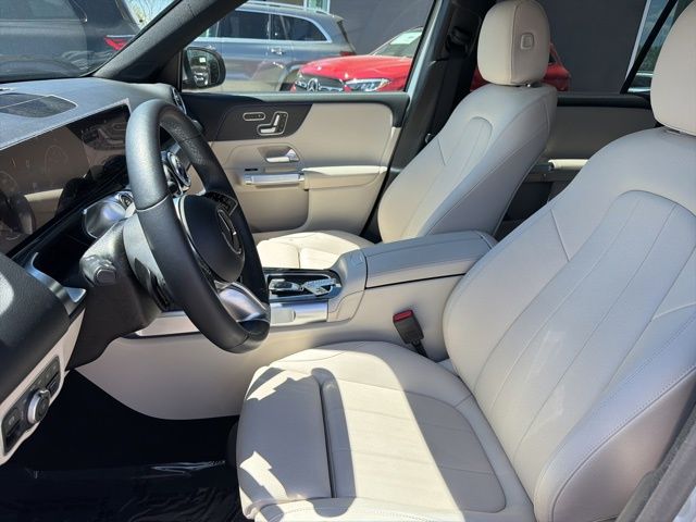 2025 Mercedes-Benz GLB Base - Photo 22