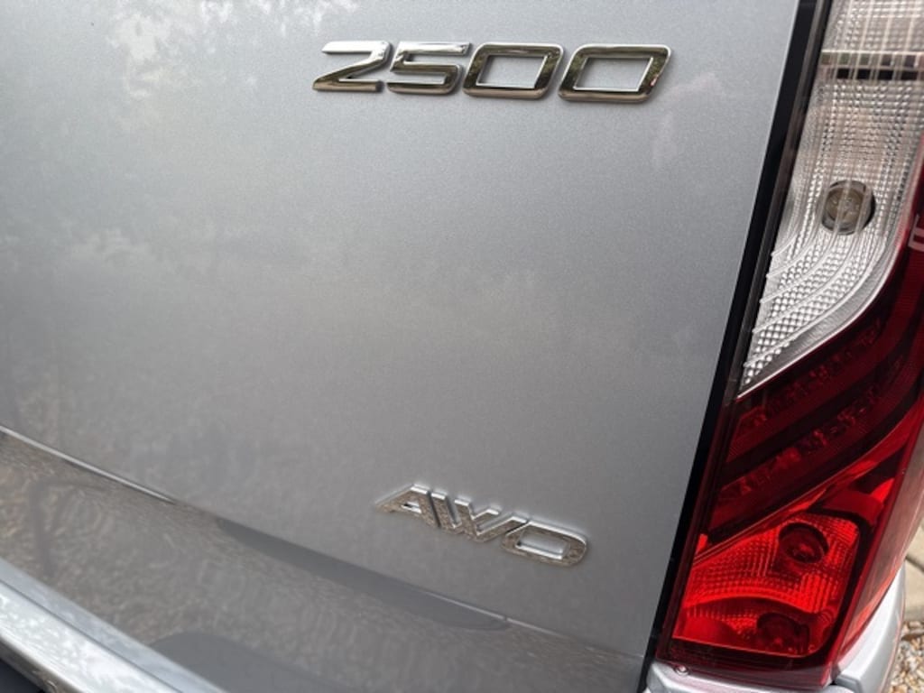 New 2025 Mercedes-Benz Sprinter 2500 Standard Roof 4-Cyl Diesel HO Van Cargo Van