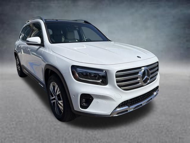 2024 Mercedes-Benz GLB GLB 250 4MATIC's photo