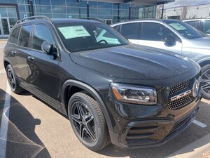 2025 Mercedes-Benz GLB 250 4MATIC SUV