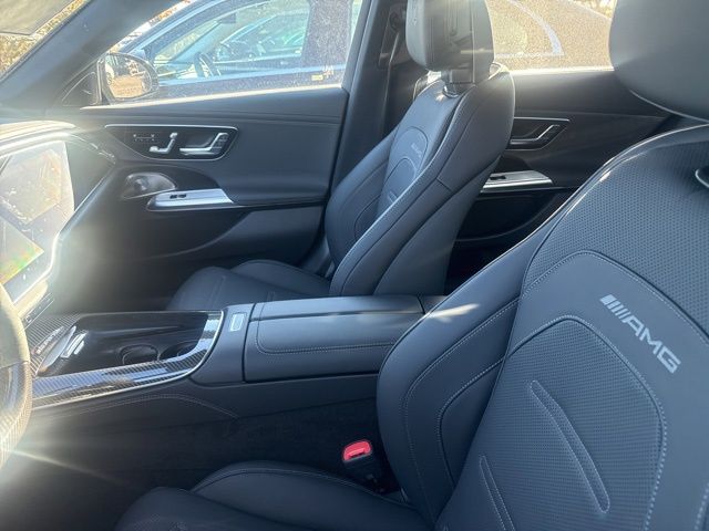 2026 Mercedes-Benz E-Class AMG E53 - Photo 32