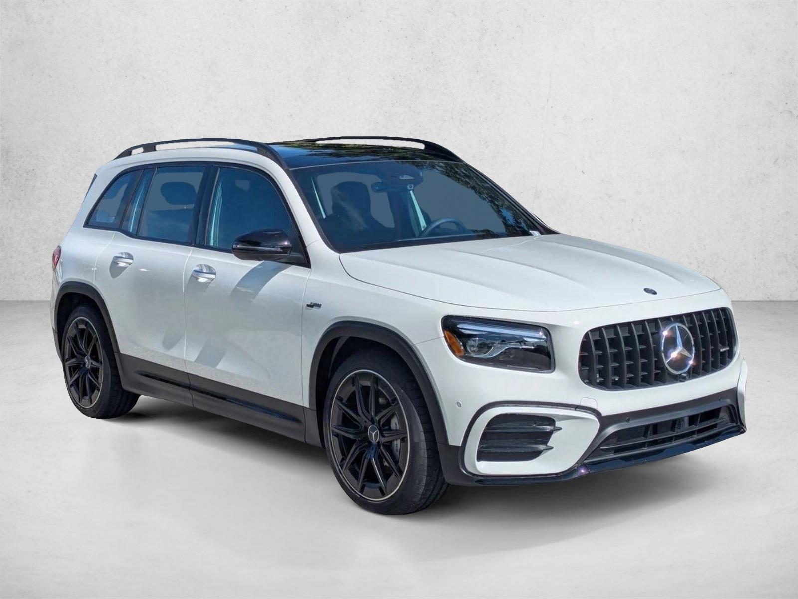 2026 Mercedes-Benz GLB AMG GLB 35 - Photo 7