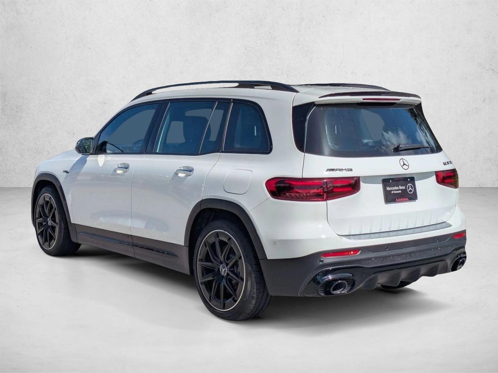 2026 Mercedes-Benz GLB AMG GLB 35 - Photo 9