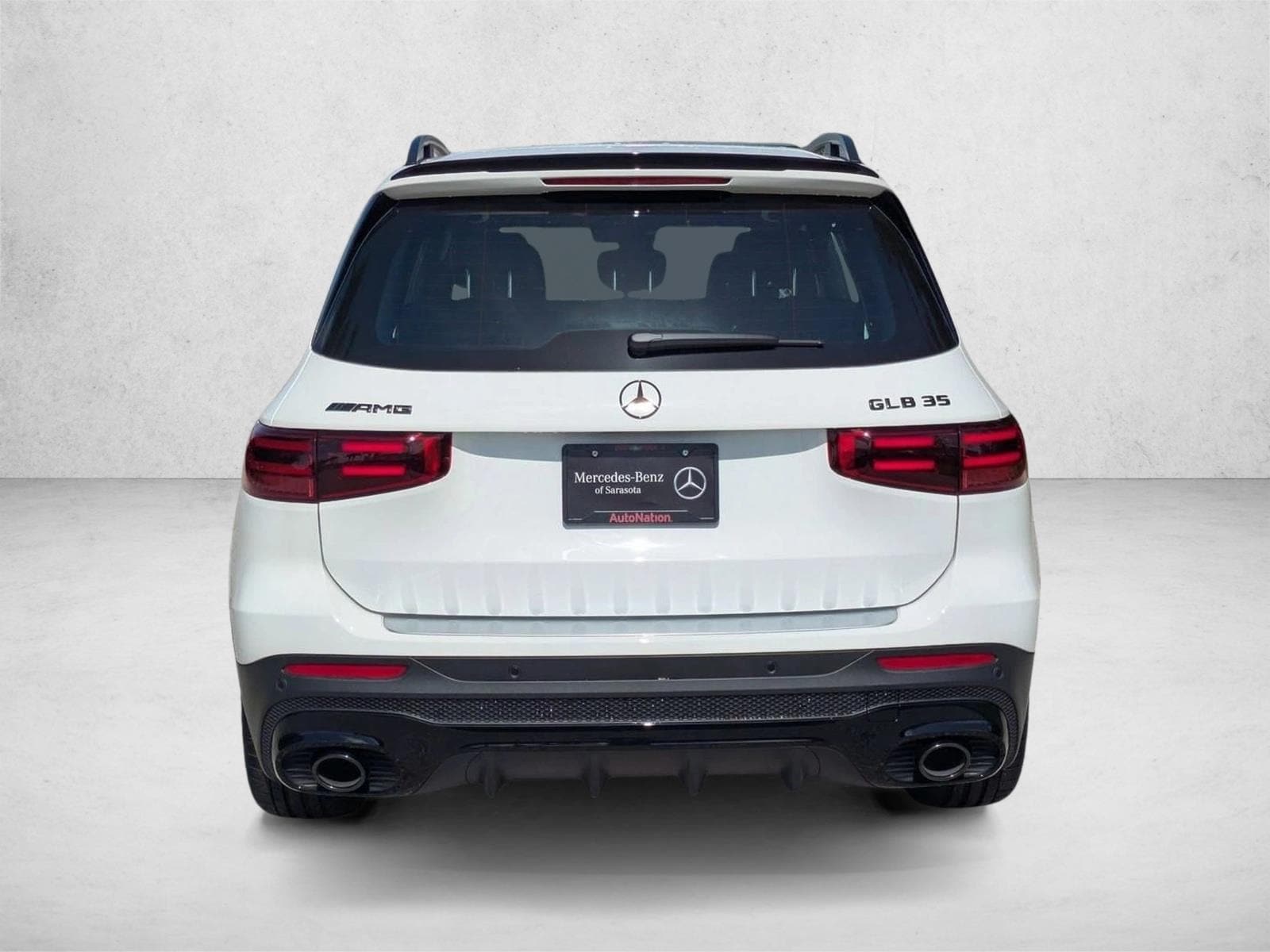 2026 Mercedes-Benz GLB AMG GLB 35 - Photo 8
