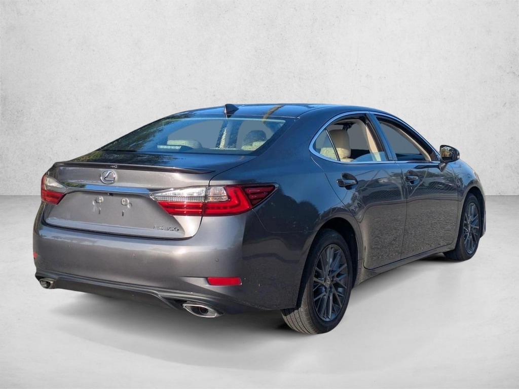 Used 2018 Lexus ES Sedan