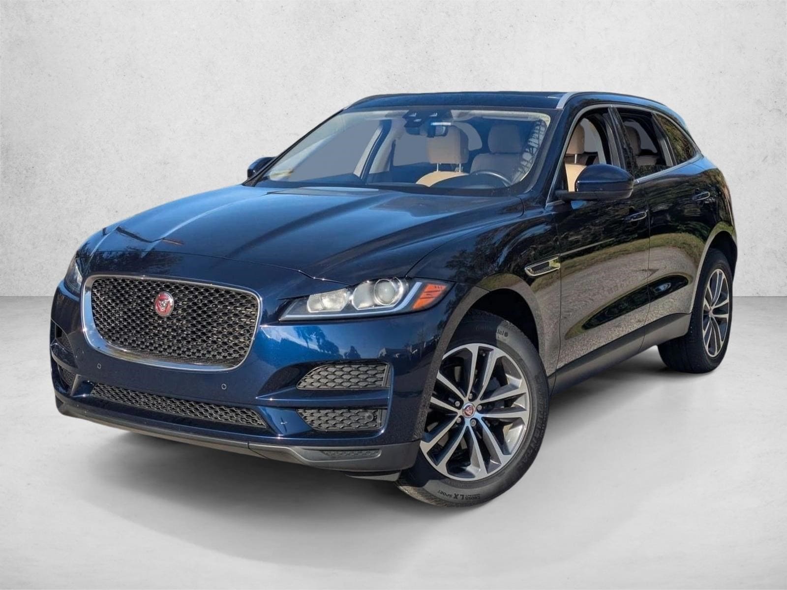 2020 Jaguar F-Pace Premium's photo