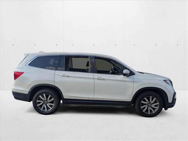 2019 Honda Pilot EX photo 2