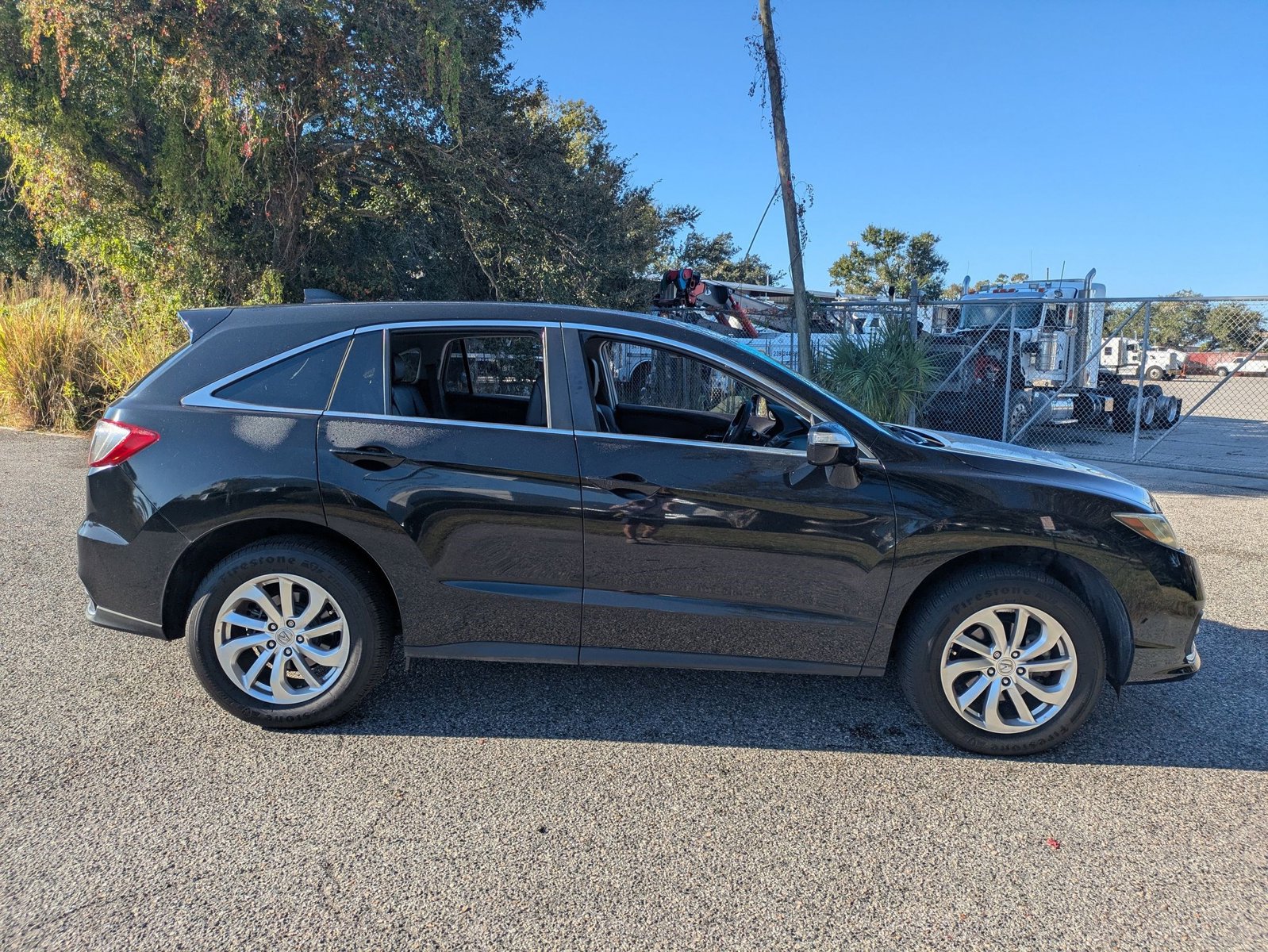 2017 Acura RDX Base Plus photo 3