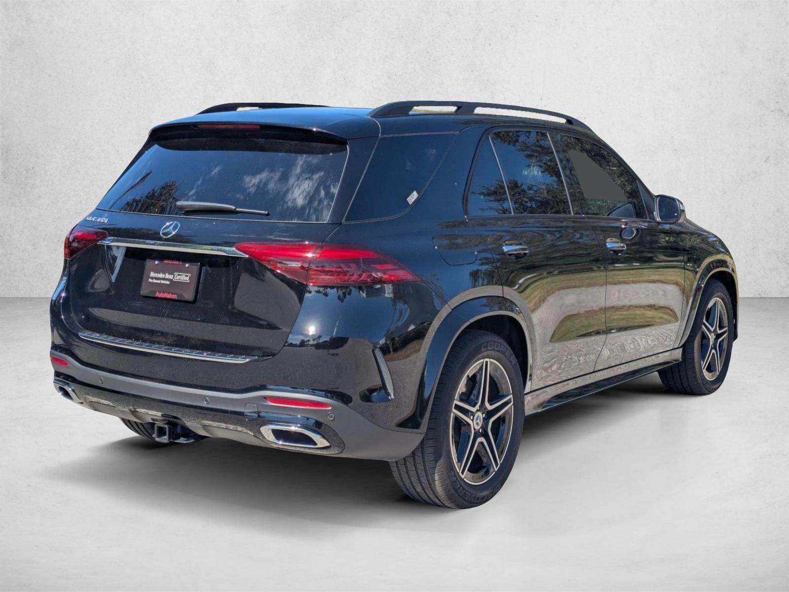 2025 Mercedes Benz GLE 350 4MATIC photo 3