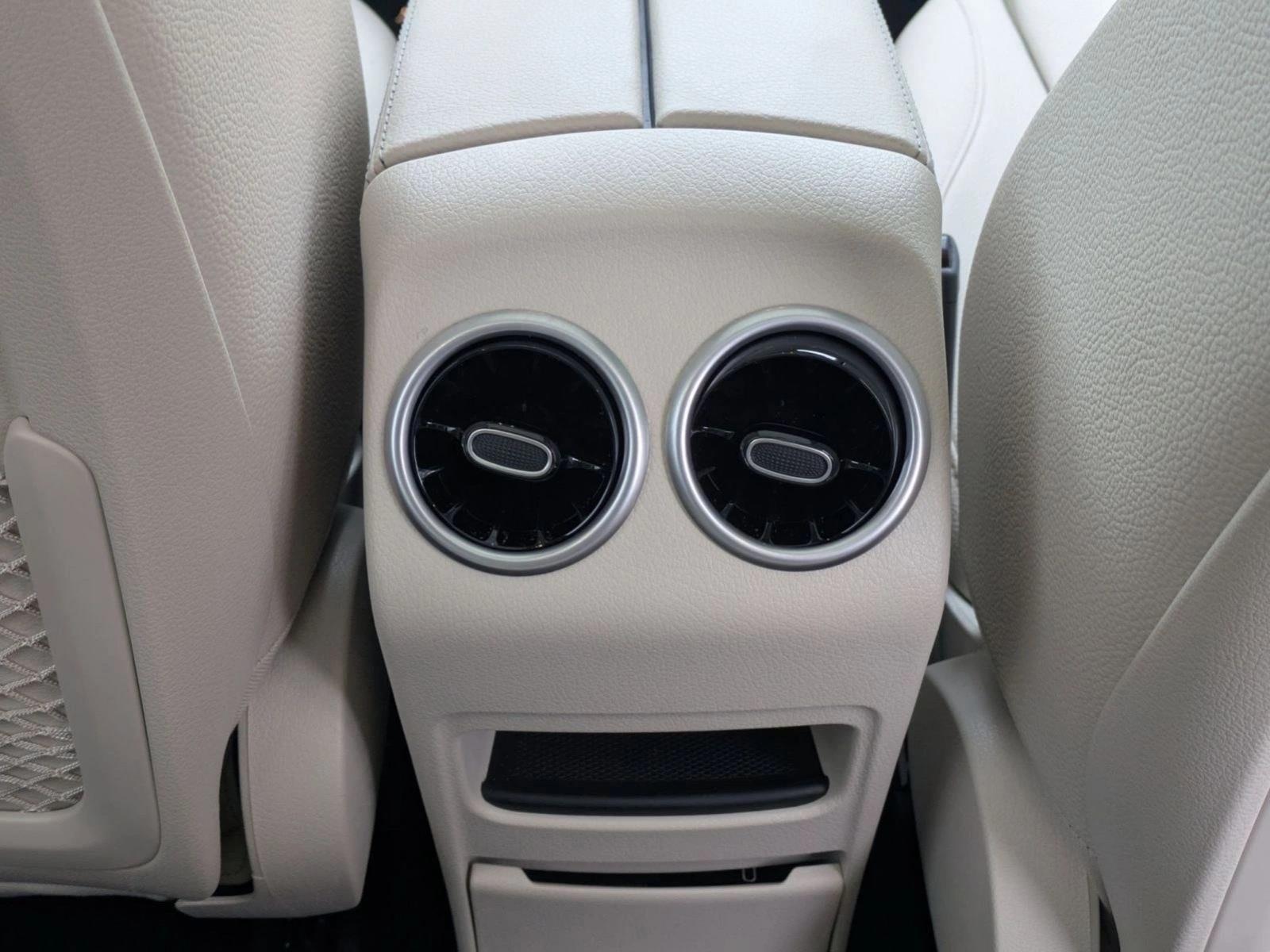 2026 Mercedes-Benz GLB GLB 250 - Photo 17